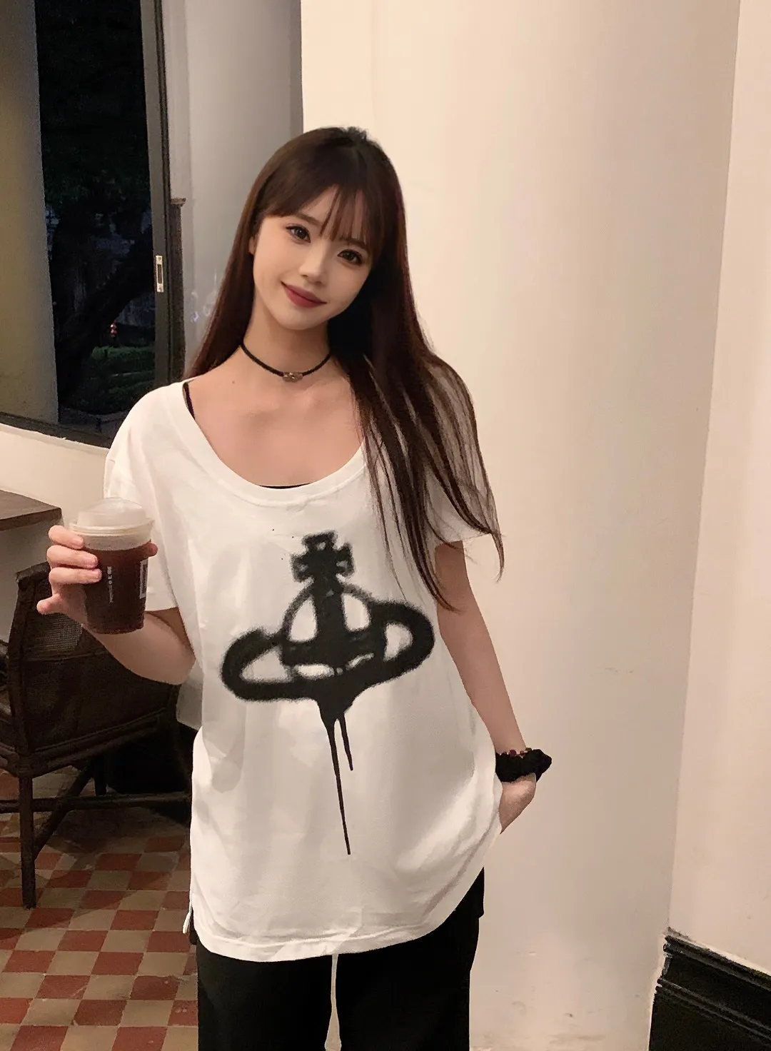VIVI996 vivienne west wood Queen Mother West U-neck big T short-sleeve, top trending style, internet celebrity with millions of fans, PP same style upper body, good-looking, very high return rate!